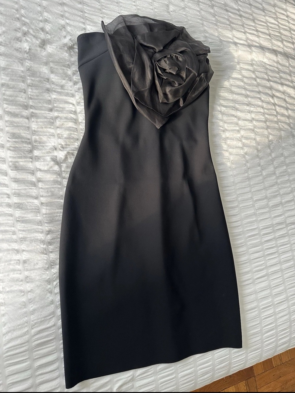 Luxury Chiara Boni Black Strapless Sheath Dress with Rosette pencil